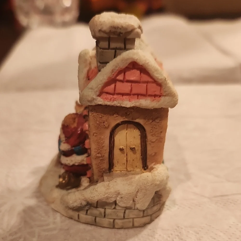 Festive Santa House with Bears Figurine - Picture 5 of 7